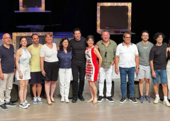 ‘Deli Bayramı’ Tiyatro Oyunu Bursa’da Sergilendi
